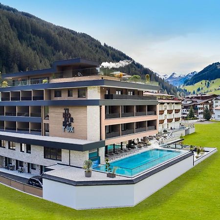 Hotel Tirolerhof 4 Sterne Superior Tux Exterior foto